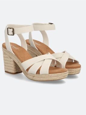 NEVER WORN -  Strappy Wedge Sandals in Cream